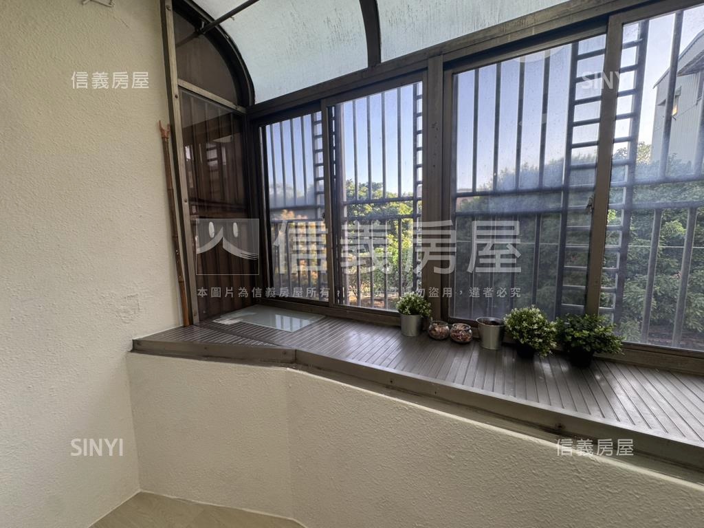 仁愛精裝修智慧三房房屋室內格局與周邊環境