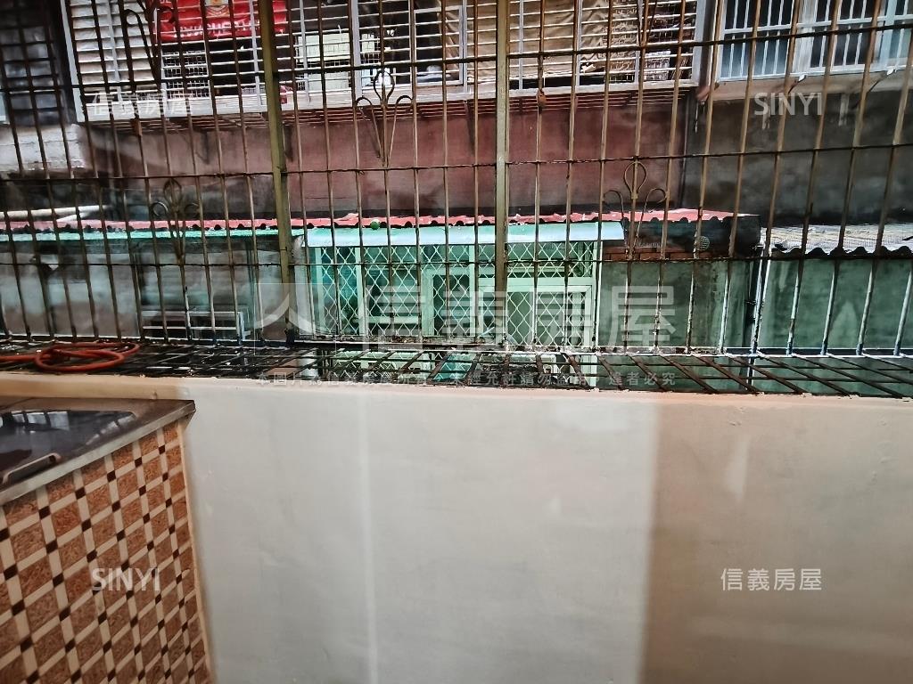 雙捷運天祥嚴選１＋２樓房屋室內格局與周邊環境