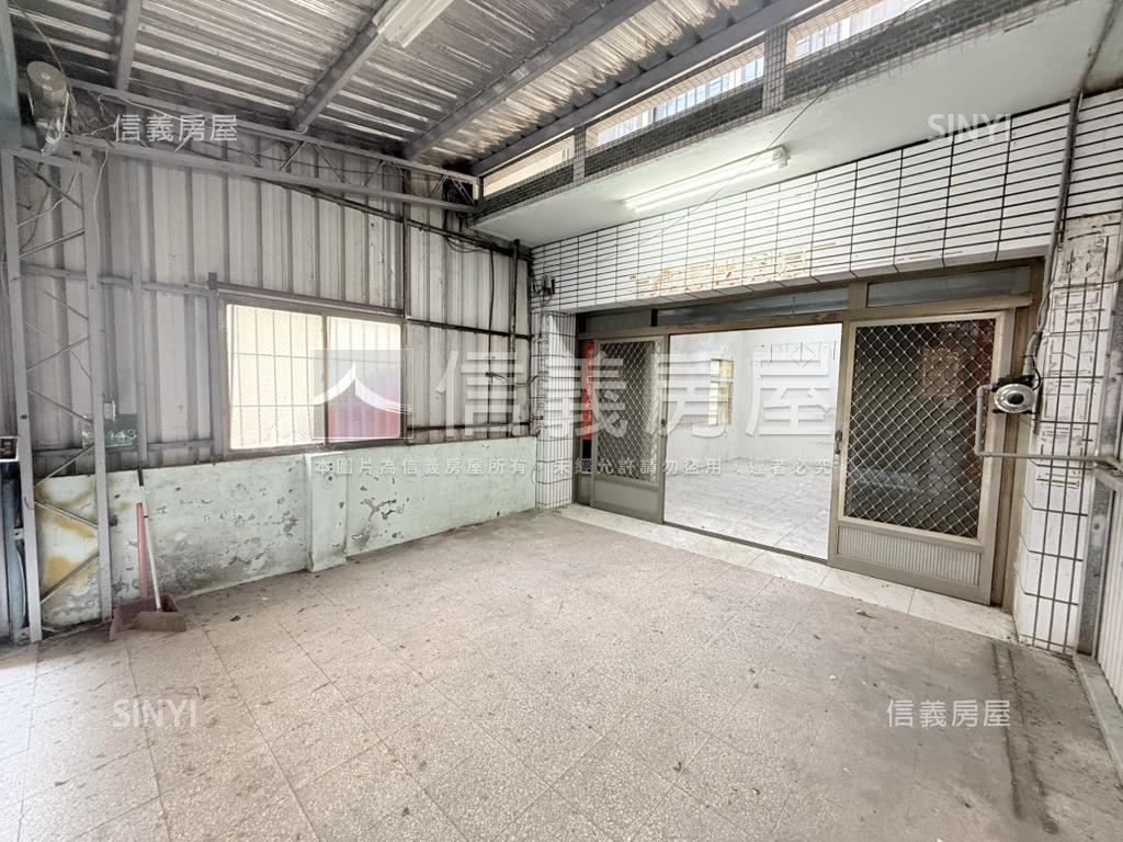 新市邊間透天房屋室內格局與周邊環境