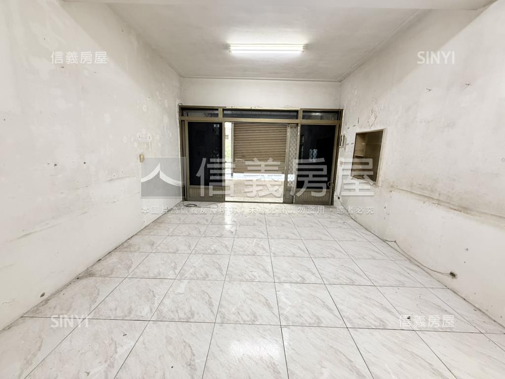 新市邊間透天房屋室內格局與周邊環境