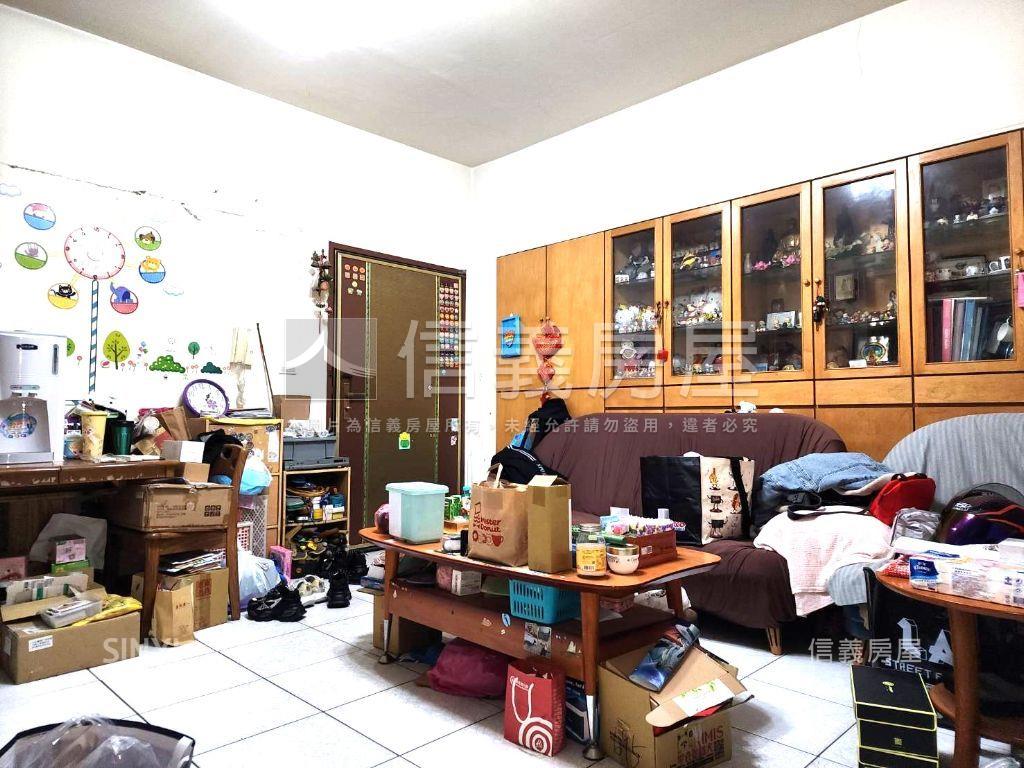 捷運電梯如意大兩房房屋室內格局與周邊環境