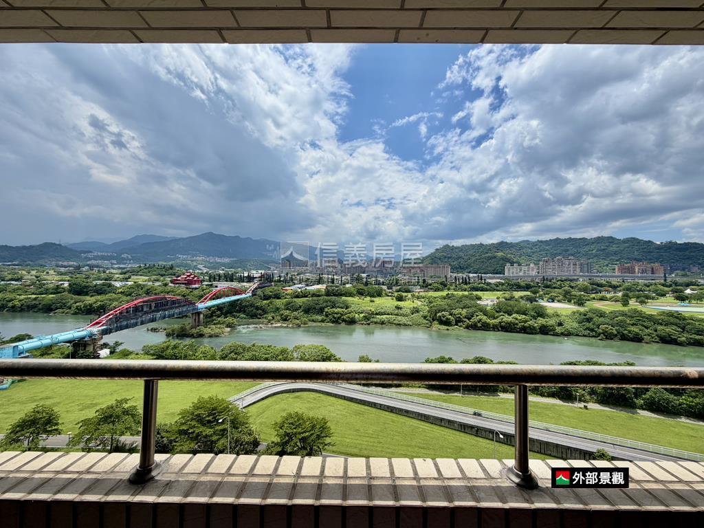 專任．新店河景四房房屋室內格局與周邊環境