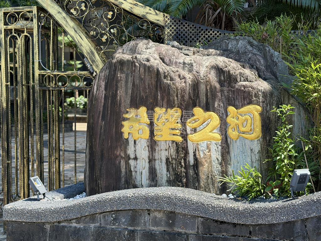 專任．新店河景四房房屋室內格局與周邊環境