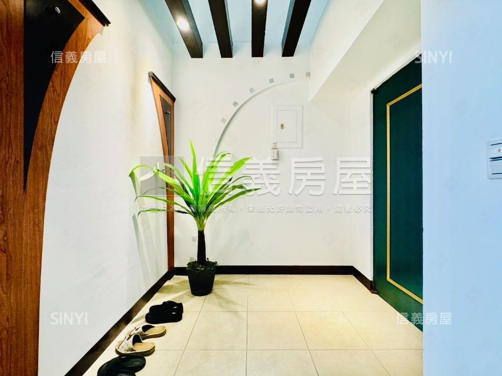 麗池高樓景觀三房車位房屋室內格局與周邊環境