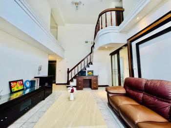 麗池高樓景觀三房車位