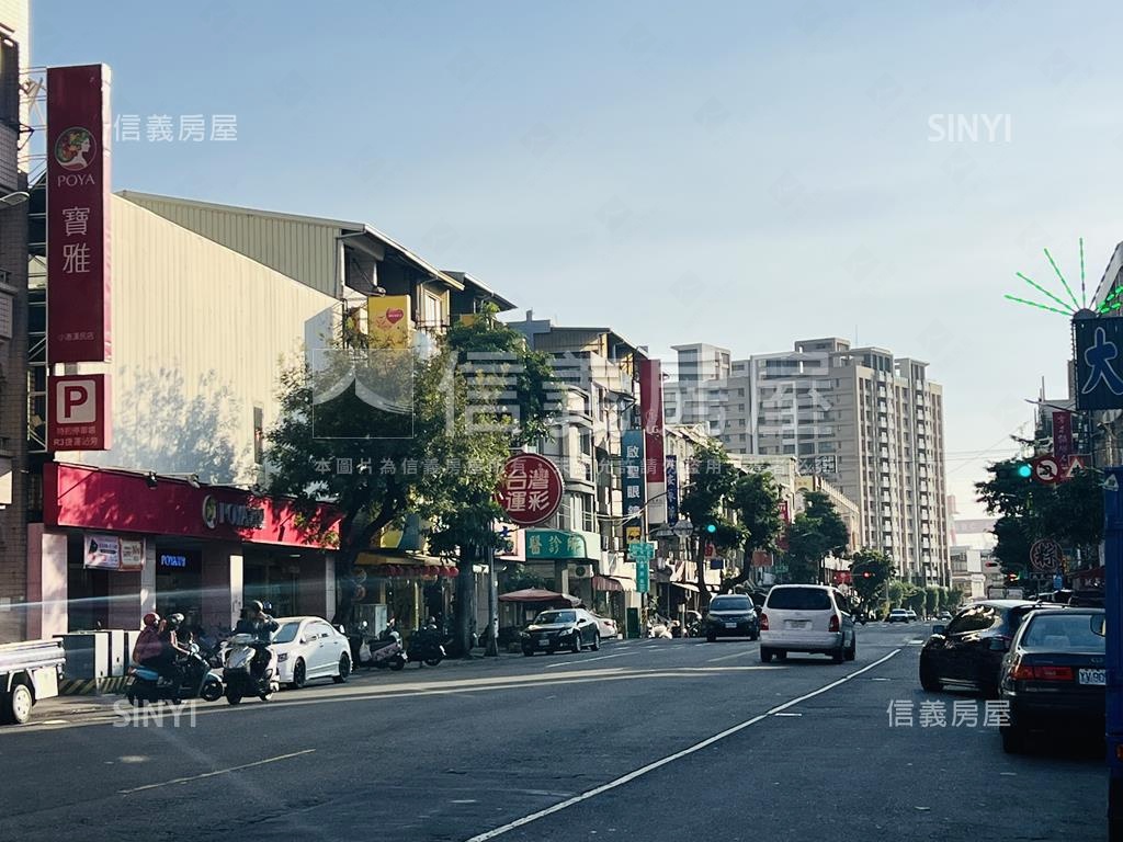 二苓市場熱鬧金透店房屋室內格局與周邊環境