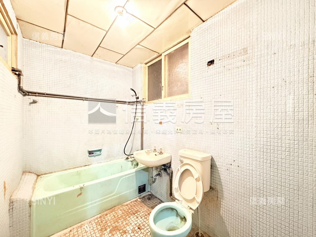 中正國小一層一戶四面採光房屋室內格局與周邊環境