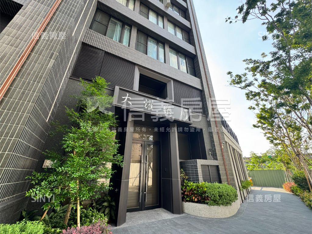 大耀樂川次頂樓三房平車房屋室內格局與周邊環境