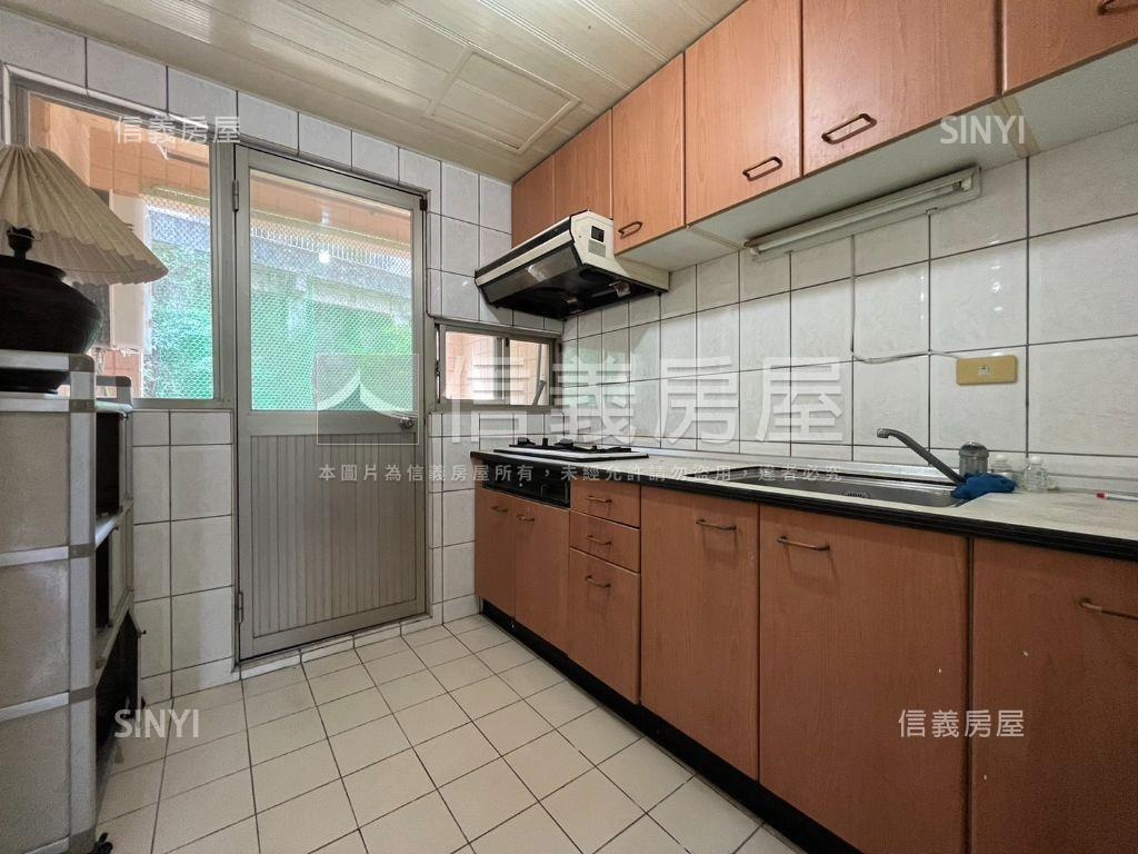 ☆景雲街◆難得釋出華廈房屋室內格局與周邊環境