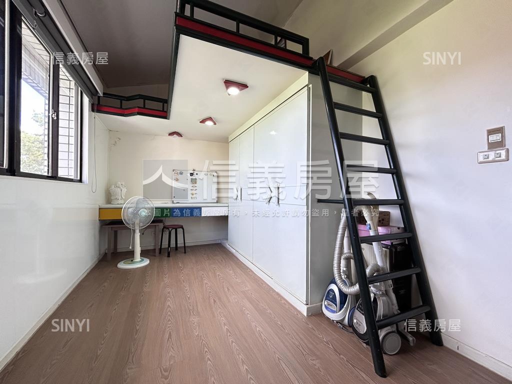 優選★再興名人車庫透天房屋室內格局與周邊環境