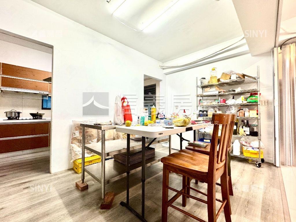 ★河景★馥品水季３房車位房屋室內格局與周邊環境