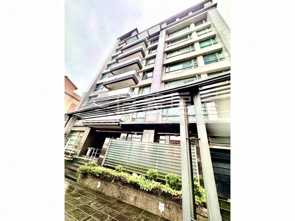 ★河景★馥品水季３房車位房屋室內格局與周邊環境