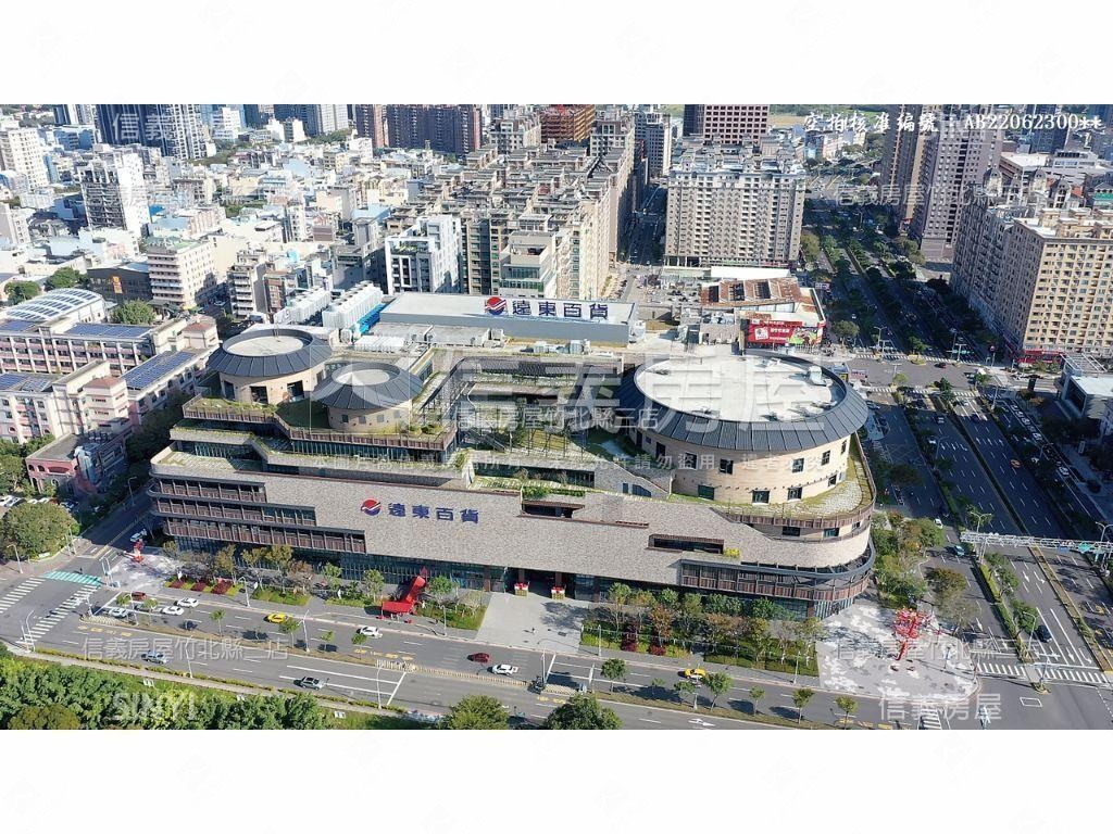 ＡＩ遠百大三房平面車位房屋室內格局與周邊環境