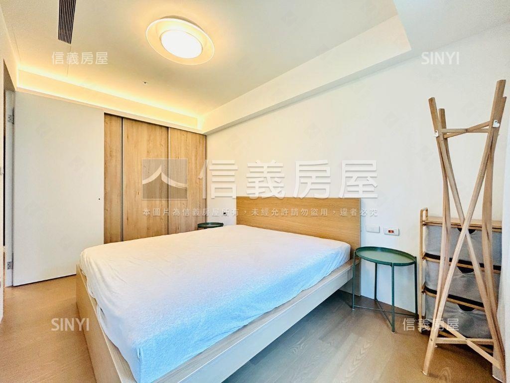 明日綻稀有兩房房屋室內格局與周邊環境