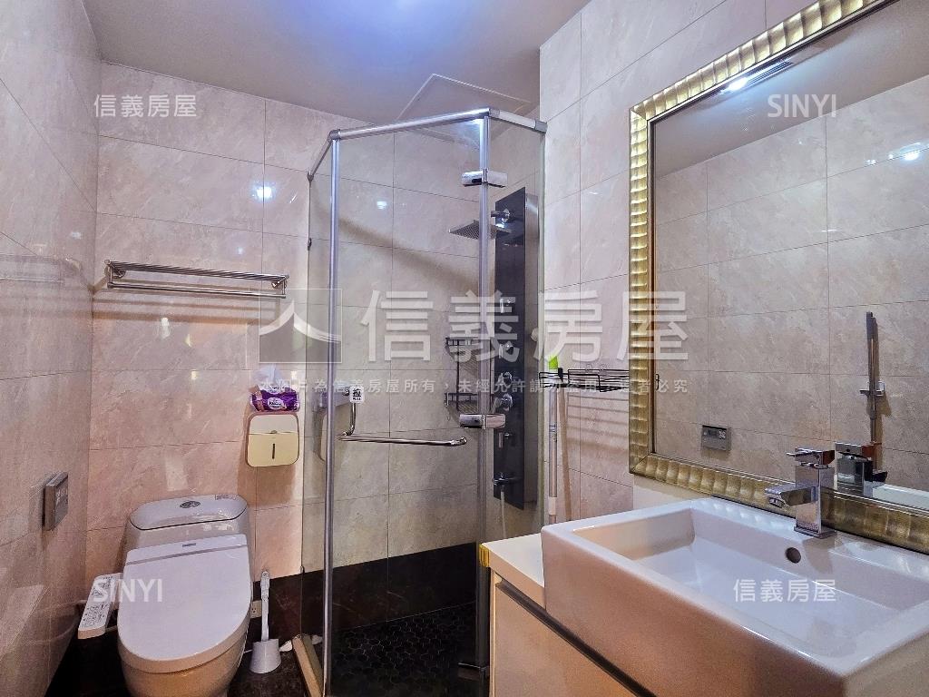 香朵邊間溫馨兩房房屋室內格局與周邊環境