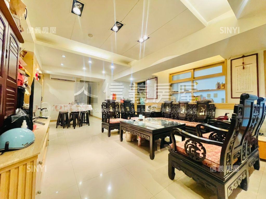 斯美大廈·近捷運管理４房房屋室內格局與周邊環境