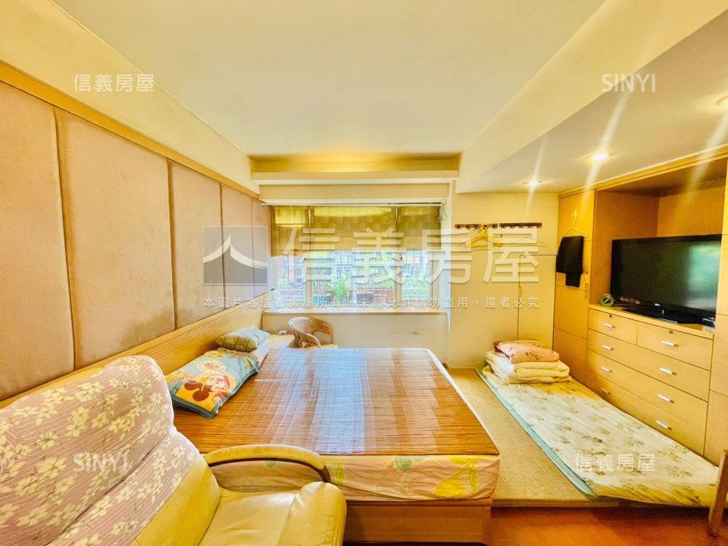 斯美大廈·近捷運管理４房房屋室內格局與周邊環境