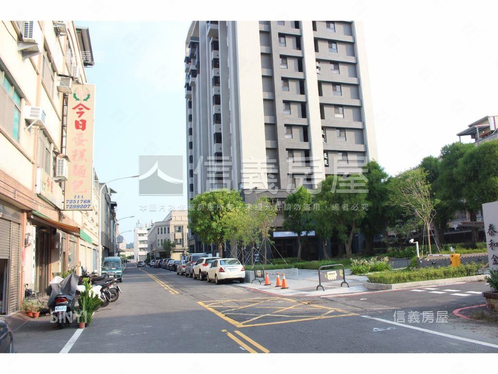 維瓦第泰極美屋房屋室內格局與周邊環境