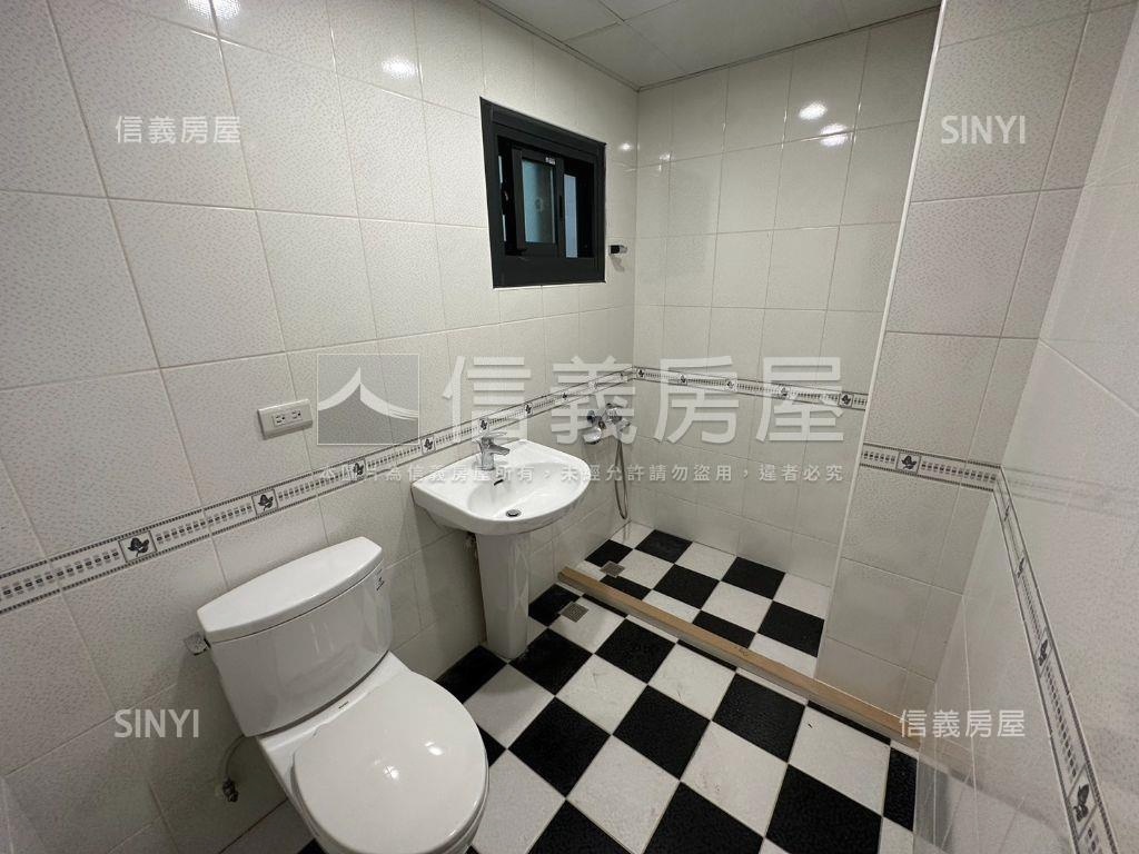 東區三房重新裝潢公寓房屋室內格局與周邊環境