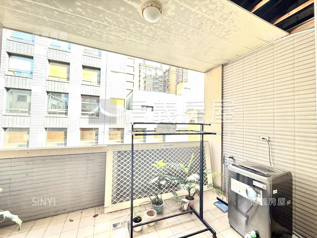 西區大同街透店★公益路旁房屋室內格局與周邊環境