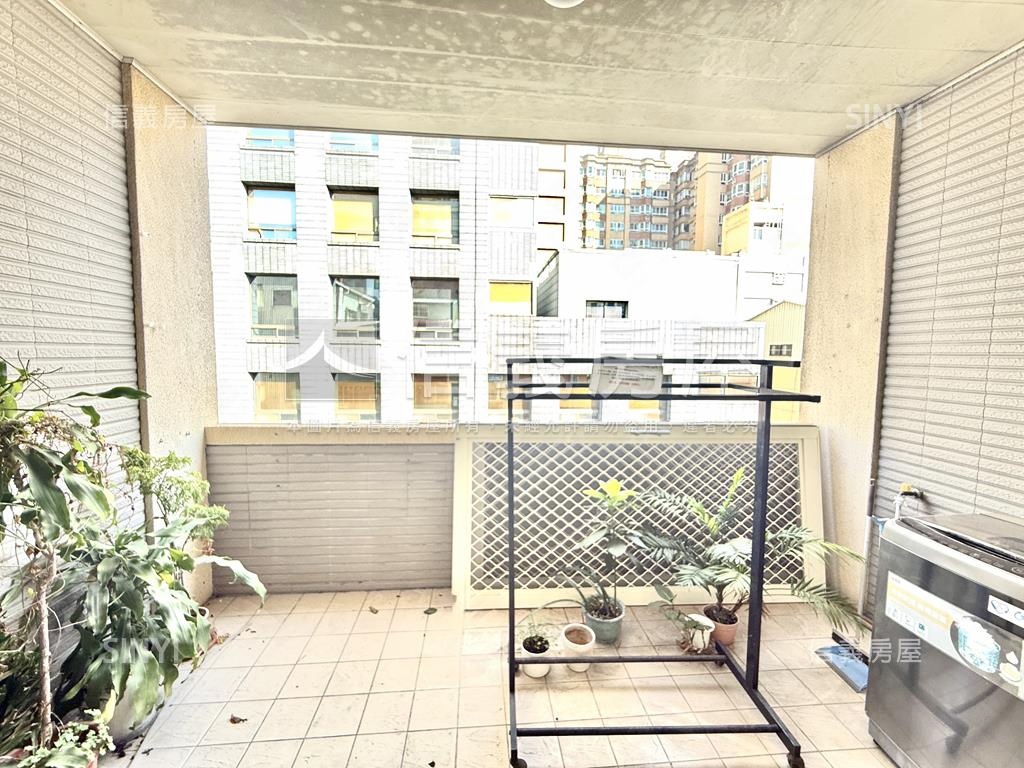 西區大同街透店★公益路旁房屋室內格局與周邊環境