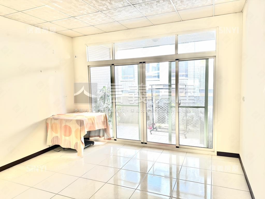 西區大同街透店★公益路旁房屋室內格局與周邊環境