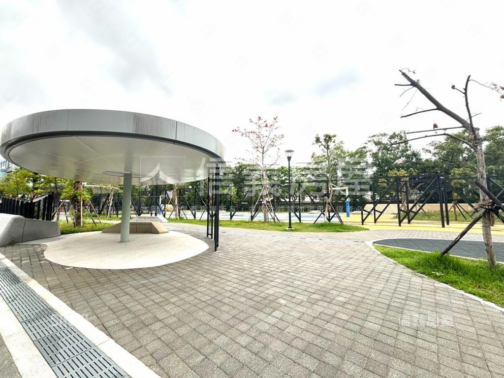 ★安和國小旁電梯ＲＣ頂加房屋室內格局與周邊環境