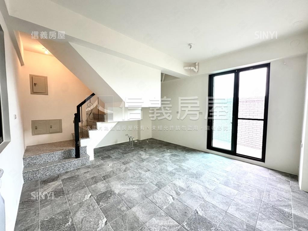專任！近交流道全新別墅房屋室內格局與周邊環境