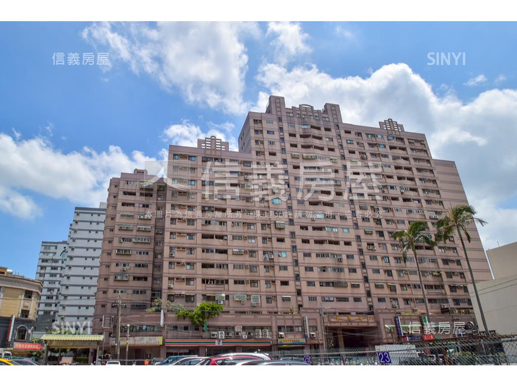 ▲專任英雄鎮採光三房房屋室內格局與周邊環境