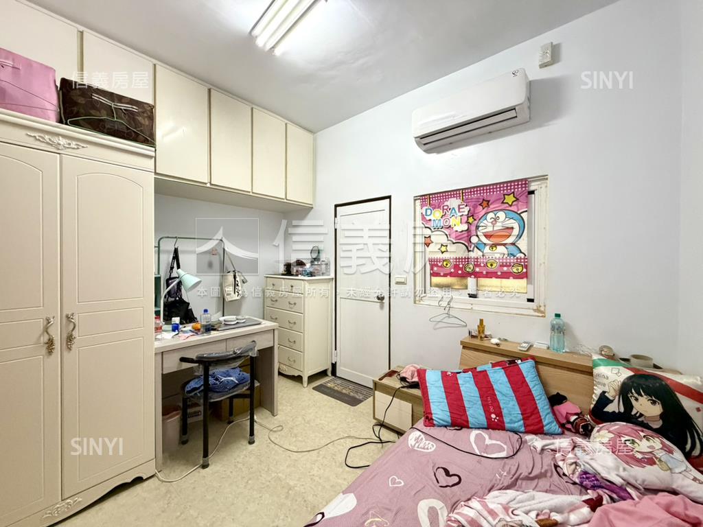 近小港捷運亮美騎樓透天房屋室內格局與周邊環境