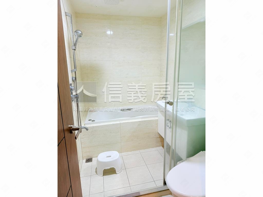 巨人外棟溫馨兩房房屋室內格局與周邊環境