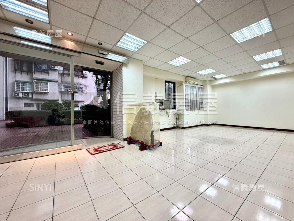 新接專任興安稀有一樓住辦房屋室內格局與周邊環境