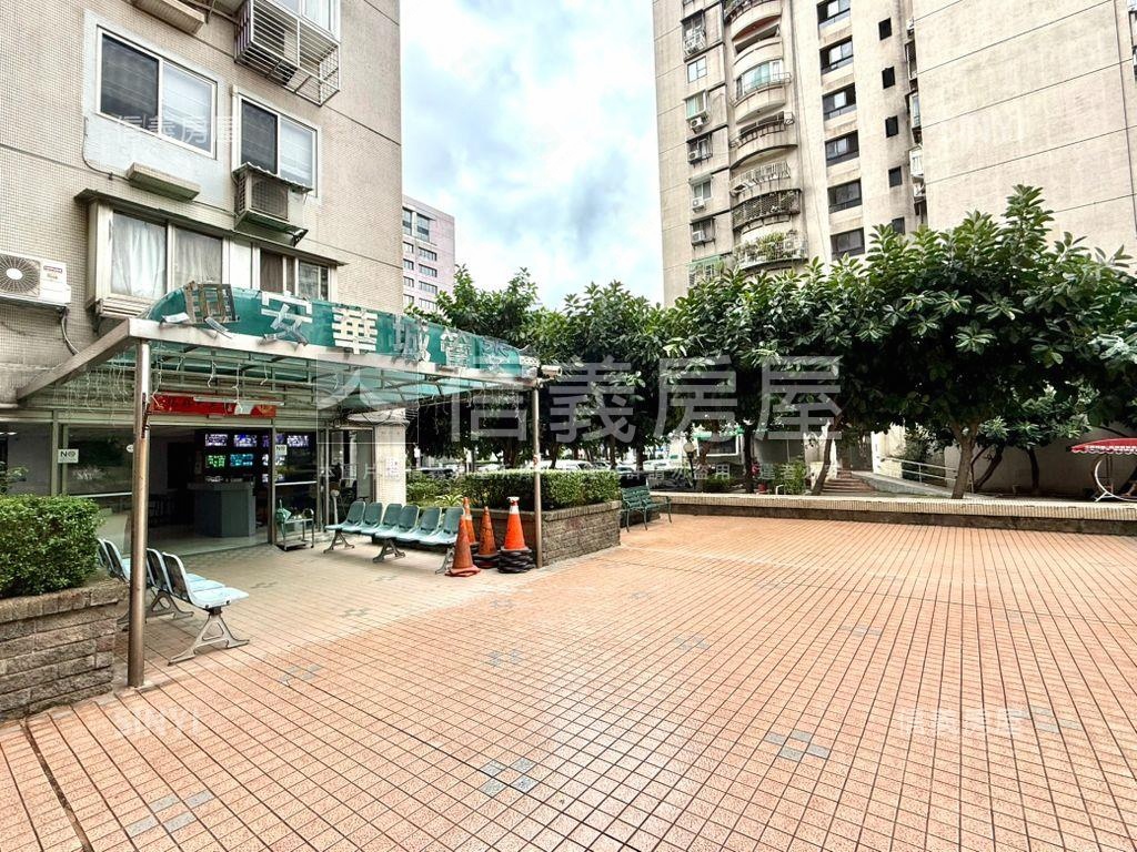 新接專任興安稀有一樓住辦房屋室內格局與周邊環境