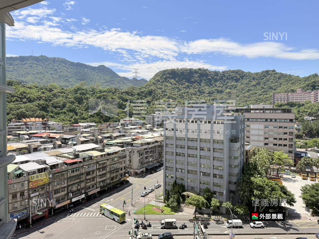 ●信義香榭高樓小豪宅●房屋室內格局與周邊環境