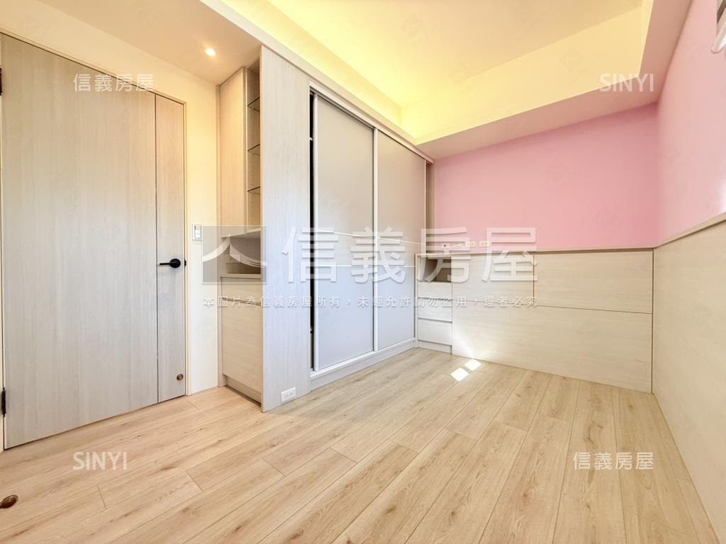 愛上海樂精美三房車位房屋室內格局與周邊環境