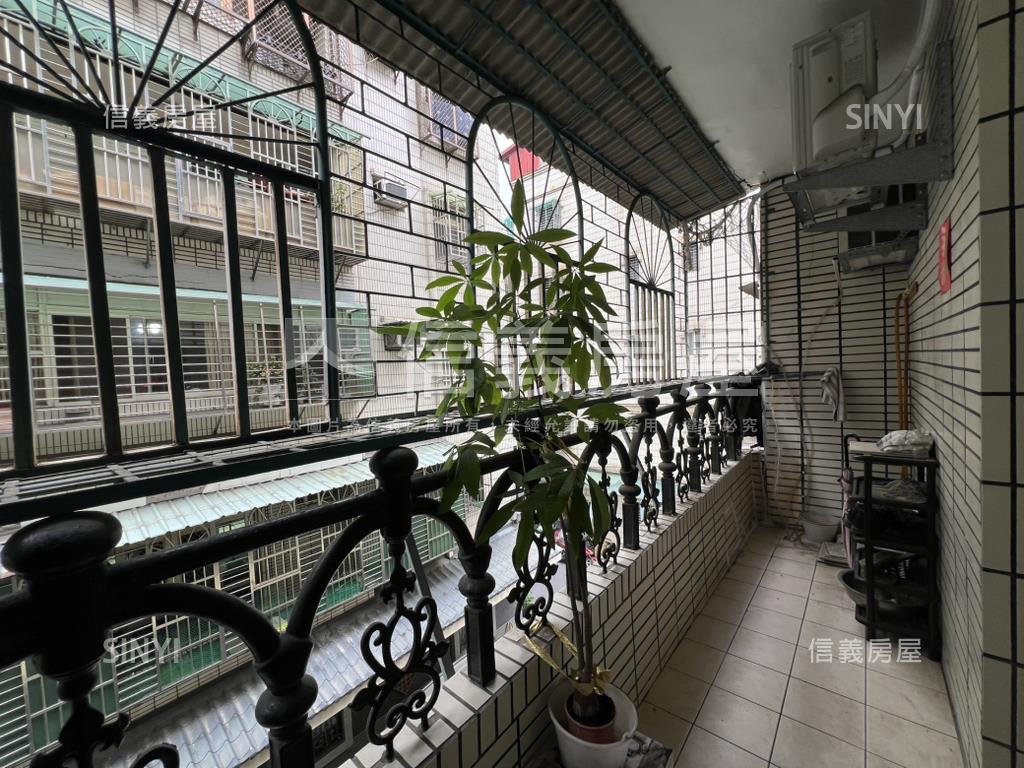 三民高中方正邊間三房房屋室內格局與周邊環境