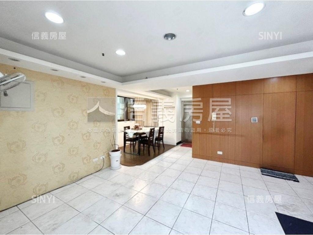 都心市區甄選＊加大３房房屋室內格局與周邊環境