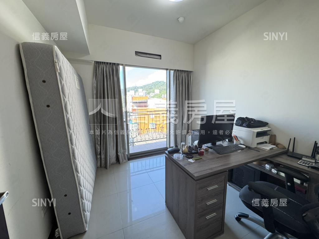 稀有釋出天頌３房車位房屋室內格局與周邊環境