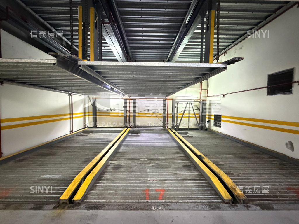 稀有釋出天頌３房車位房屋室內格局與周邊環境