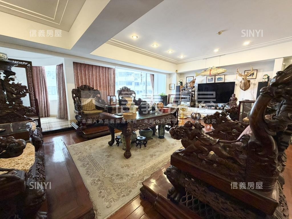 敦南安和☆東帝士花園廣場房屋室內格局與周邊環境