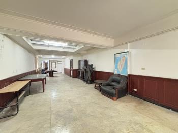 英專路傳家金透店