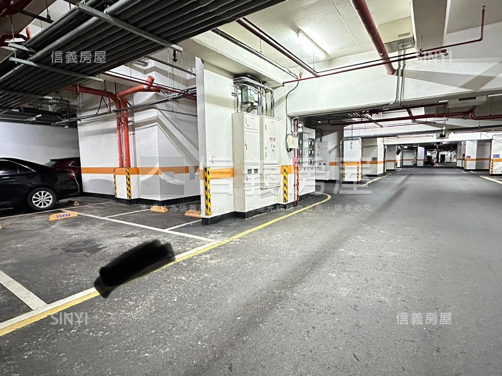 春天悅灣稀有Ｂ１平面車位房屋室內格局與周邊環境