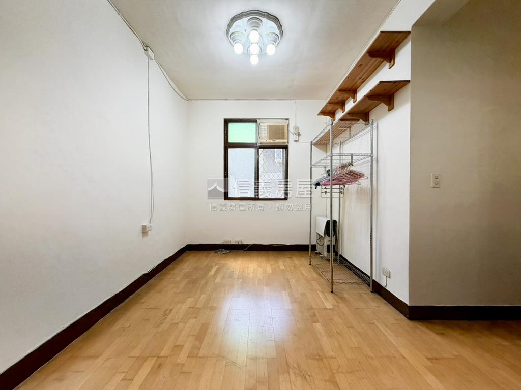 秀朗公寓房屋室內格局與周邊環境