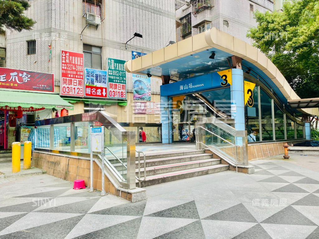 京采萬分電梯美三房房屋室內格局與周邊環境