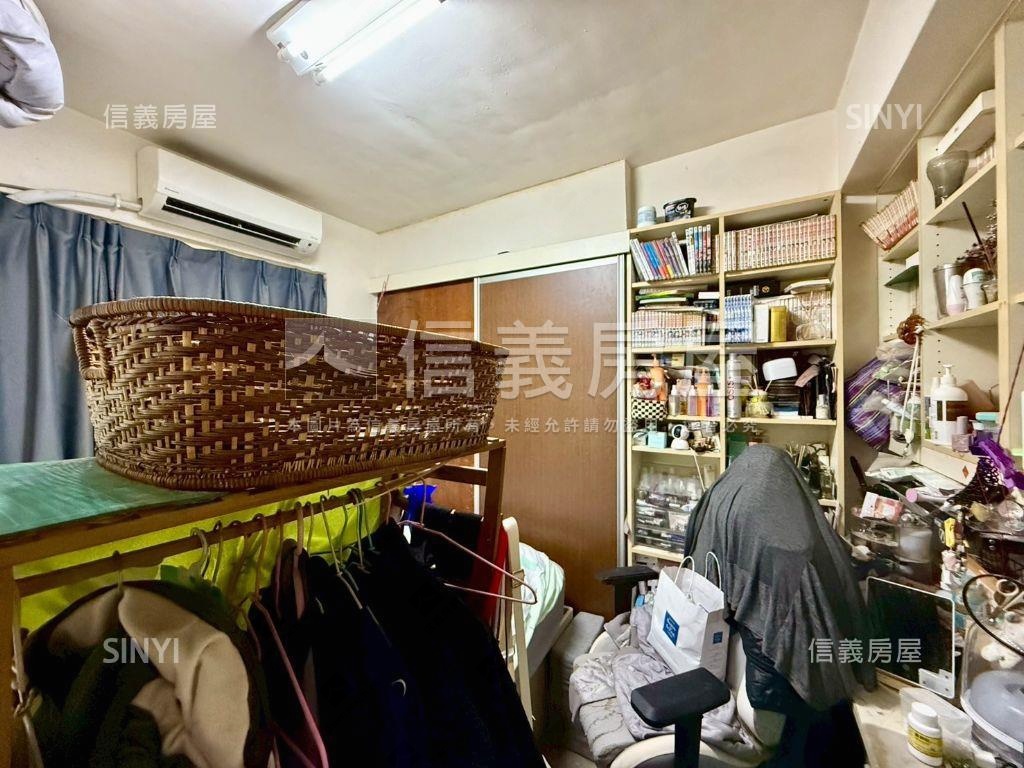 南雅方正頂樓大空間房屋室內格局與周邊環境