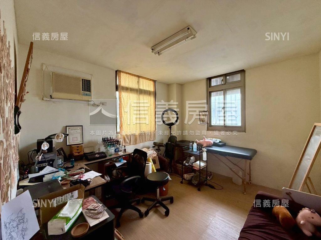 南雅方正頂樓大空間房屋室內格局與周邊環境