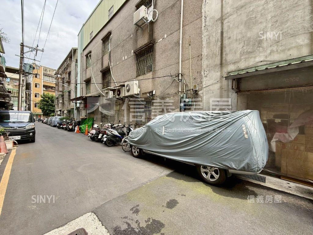 南雅方正頂樓大空間房屋室內格局與周邊環境