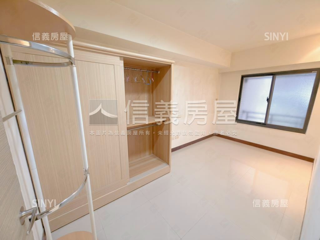 四季邊間二樓房屋室內格局與周邊環境