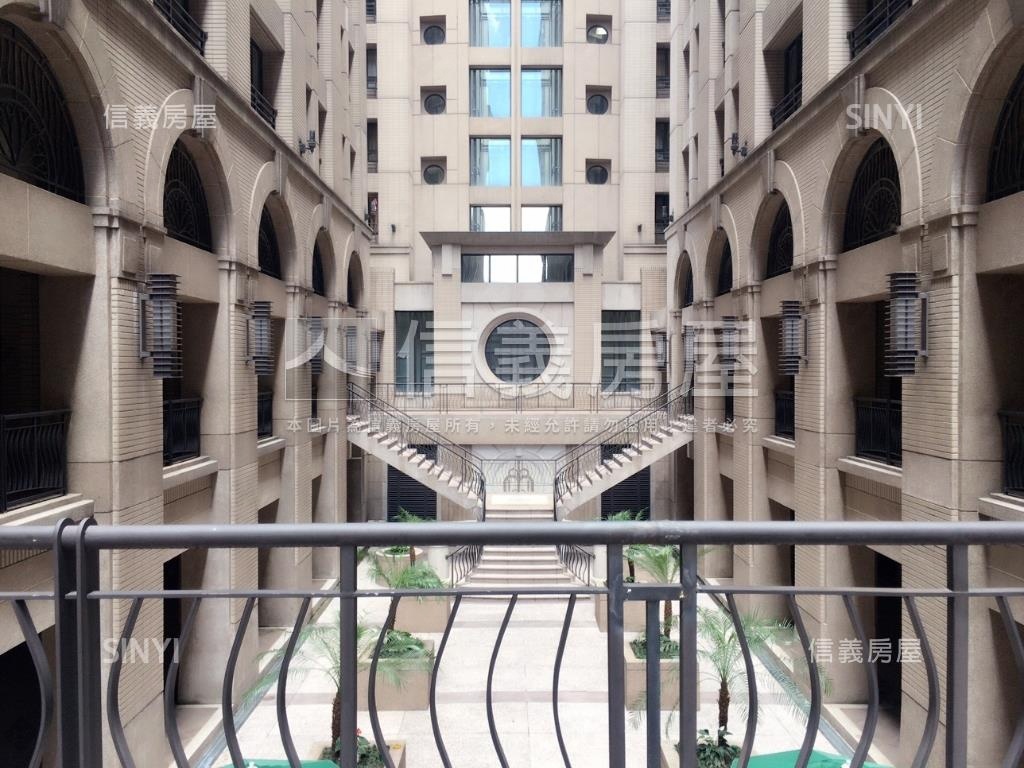 四季邊間二樓房屋室內格局與周邊環境