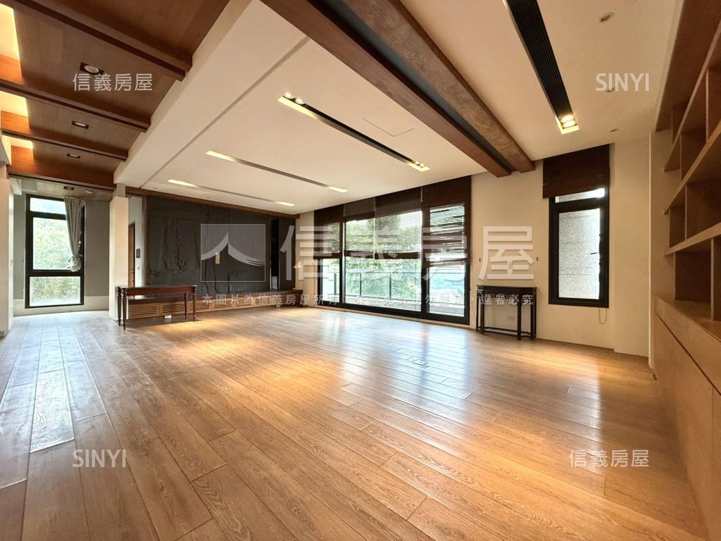 天母１０１景觀別墅房屋室內格局與周邊環境